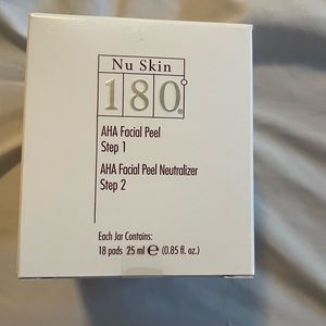 NuSkin AHA Peel Pad system